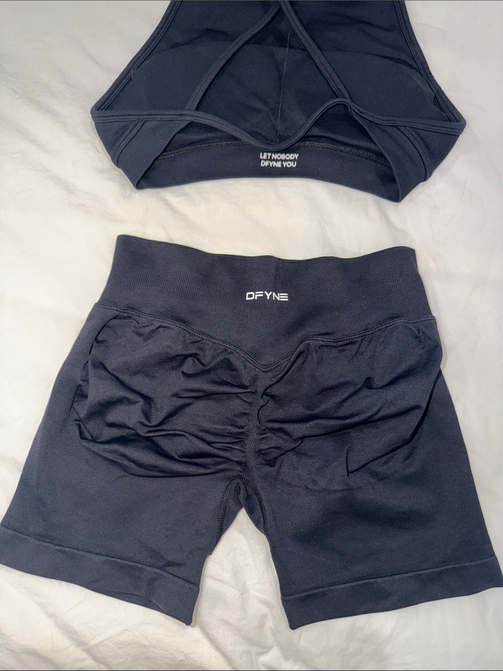 Dfyne Impact Shorts and High neck backless sports bra - Picture 3 of 4